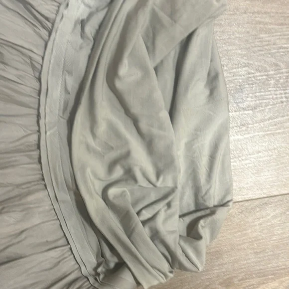 Donna Karan Silver Mini A-Line Skirt Pleated Wrap - Picture 3 of 4